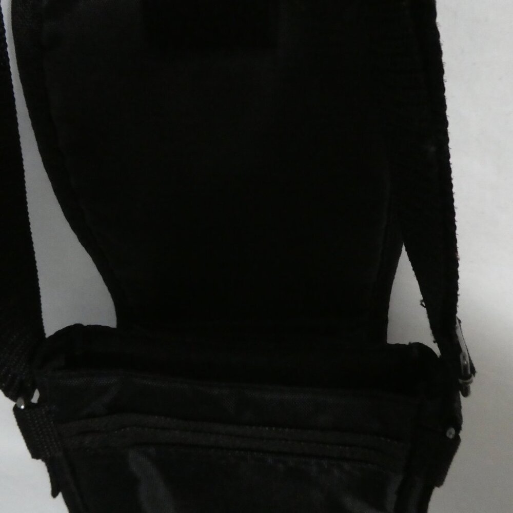 MAINSTAYS | Black Nylon Shoulder Crossbody Camera / Cellphone Bag | NWOT - Picture 8 of 11